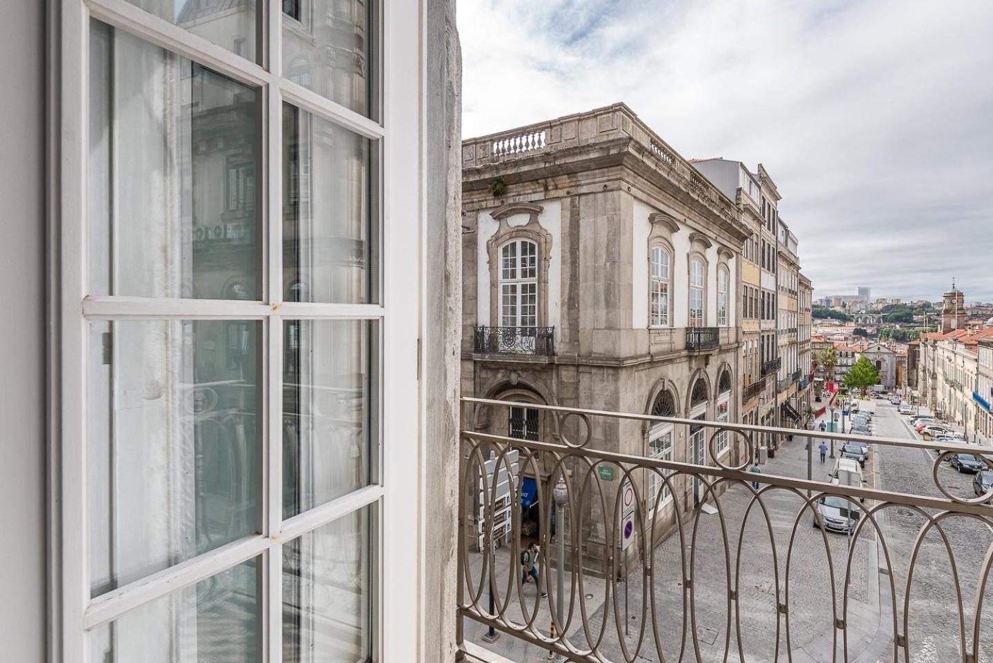 Appartamento Guestready - Bourse Boutique OOporto Esterno foto